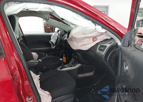 2017 Jeep New Compass Sport 4X4 from USA, damaged, VIN 3C4NJDABXHT698657